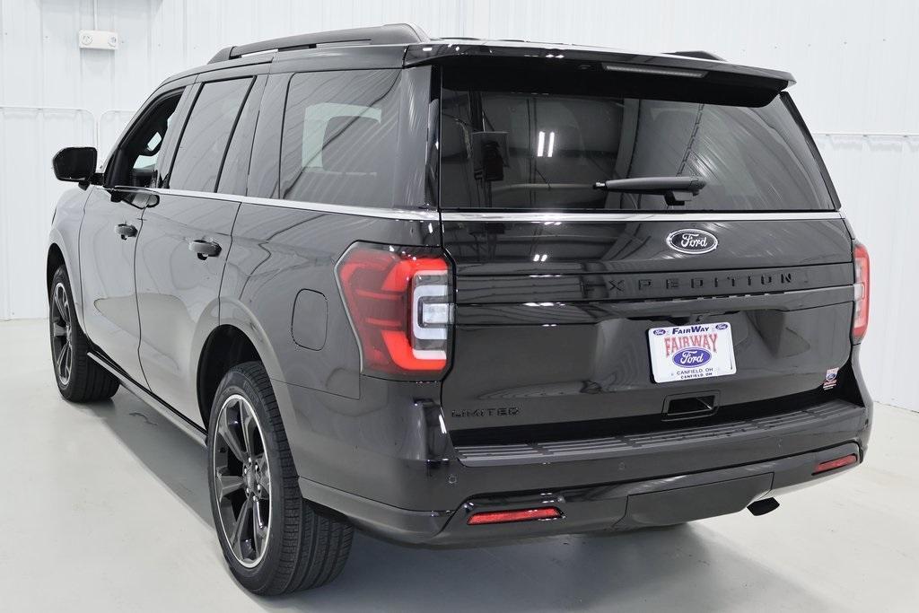 new 2024 Ford Expedition car, priced at $70,670