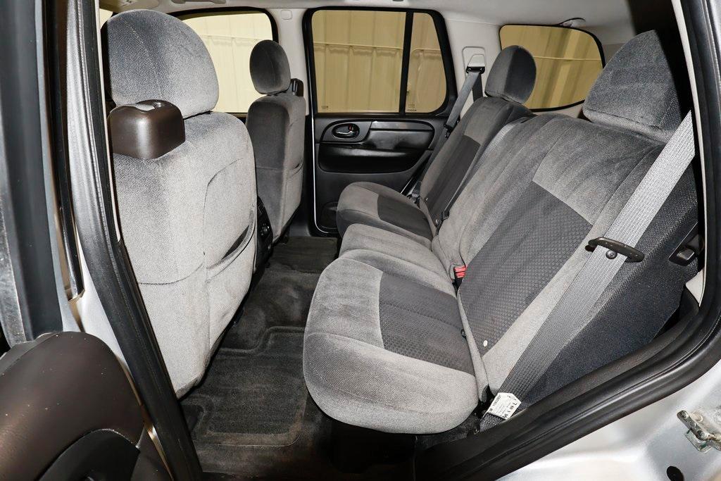 used 2009 GMC Envoy car, priced at $9,800