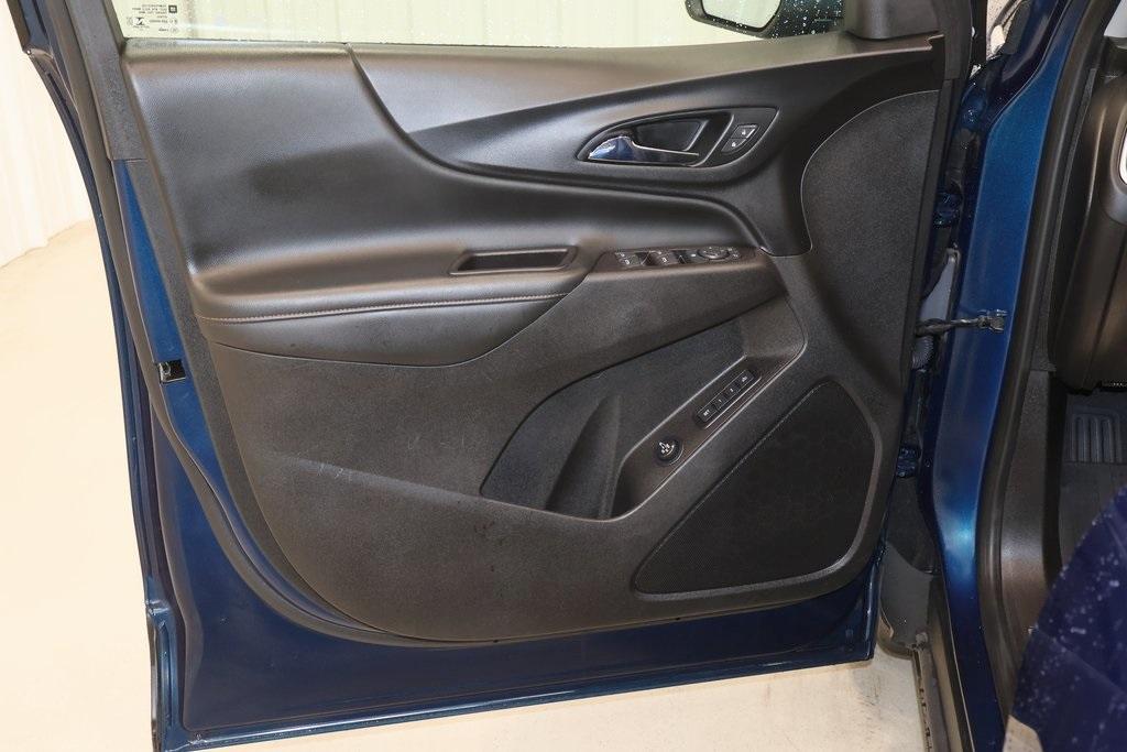 used 2021 Chevrolet Equinox car, priced at $22,000