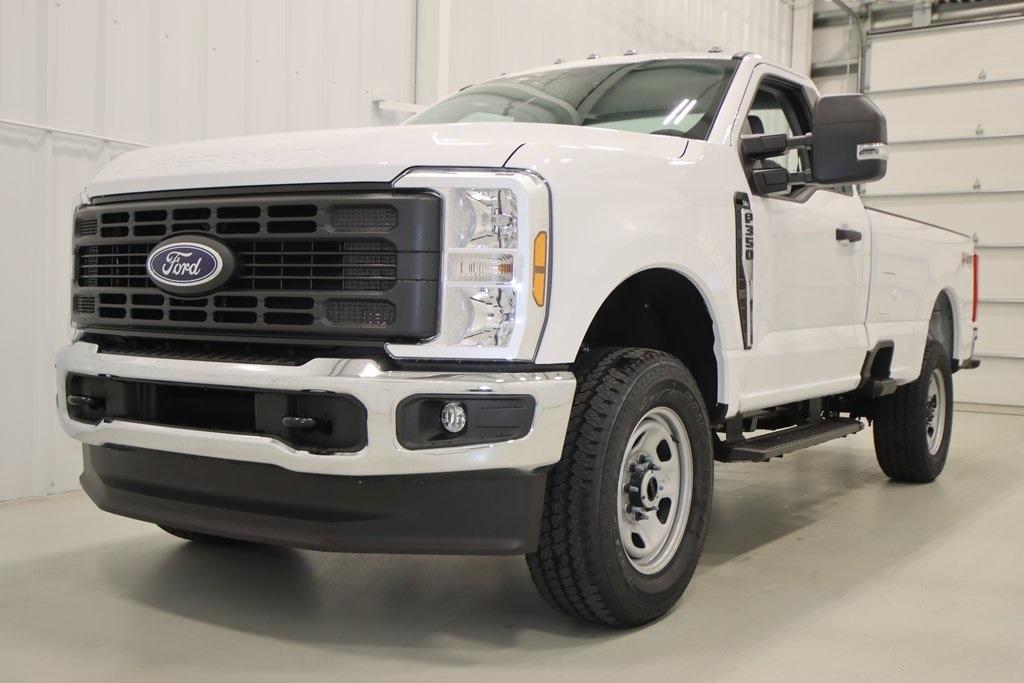 new 2024 Ford F-350 car, priced at $52,400
