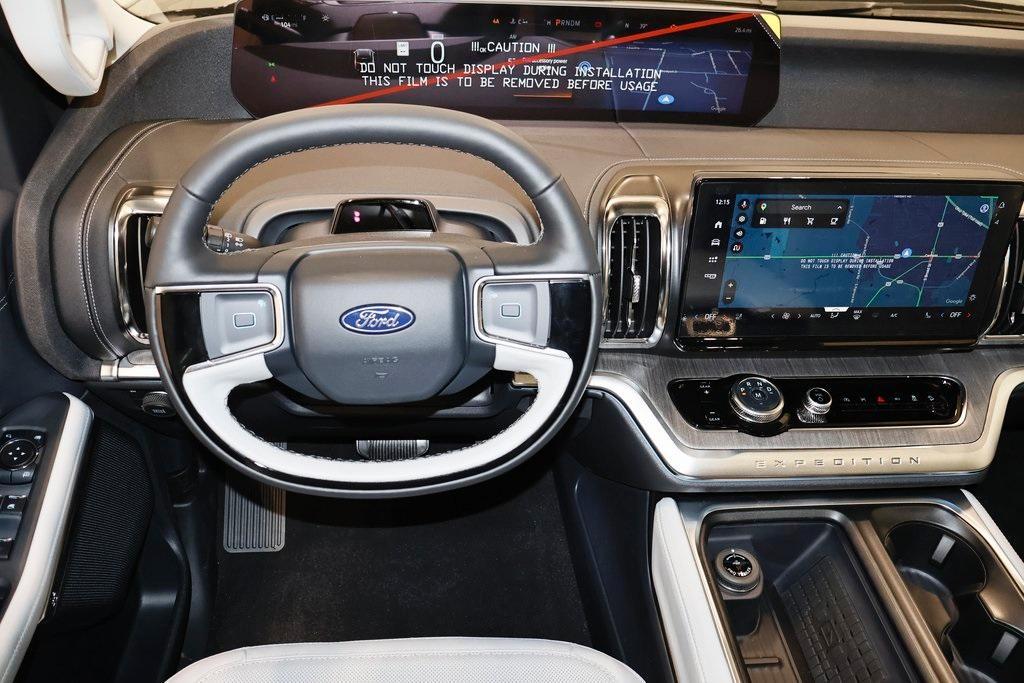 new 2025 Ford Expedition car, priced at $89,170