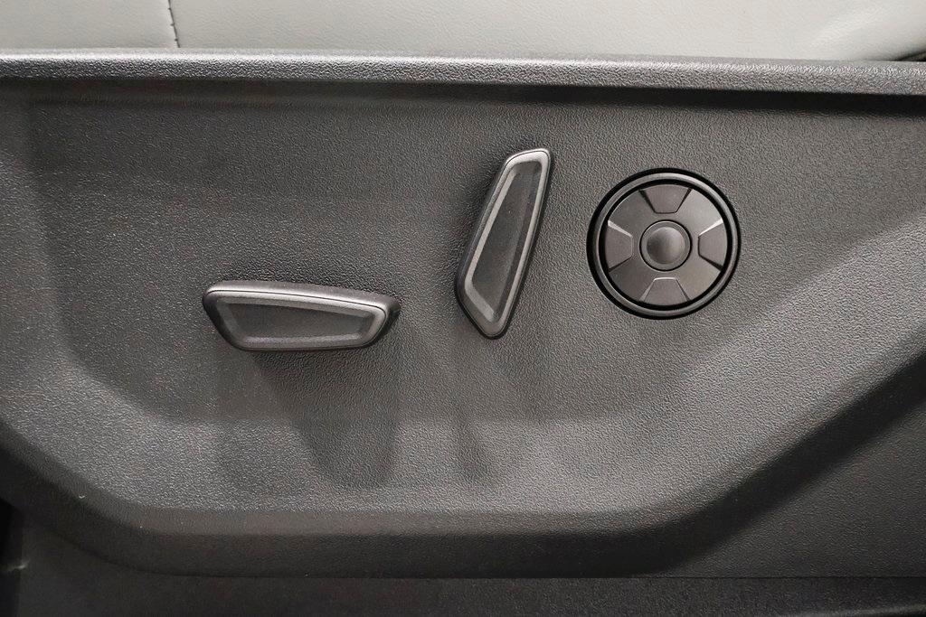 new 2025 Ford Expedition car, priced at $89,170