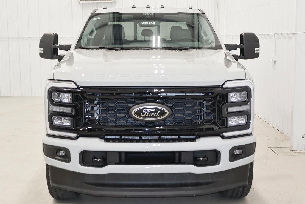 new 2025 Ford F-350 car, priced at $80,340