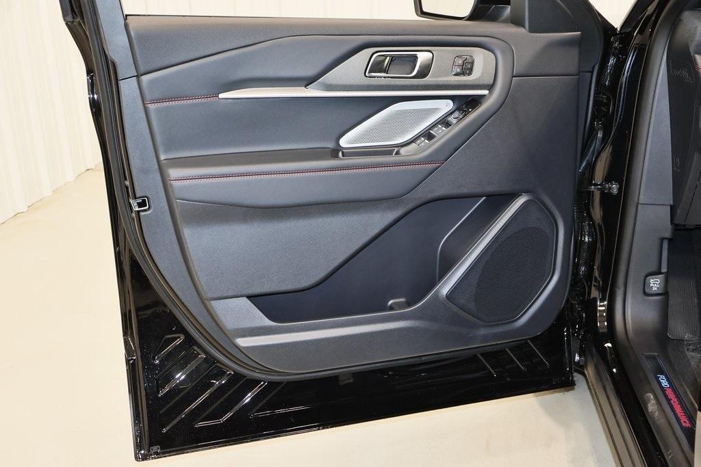 new 2025 Ford Explorer car, priced at $59,110