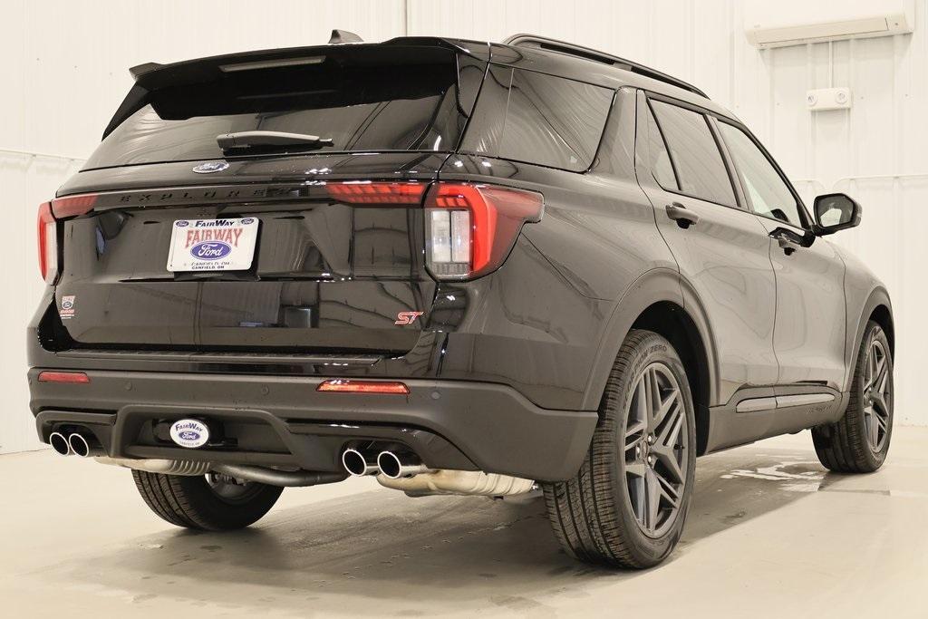 new 2025 Ford Explorer car, priced at $59,110