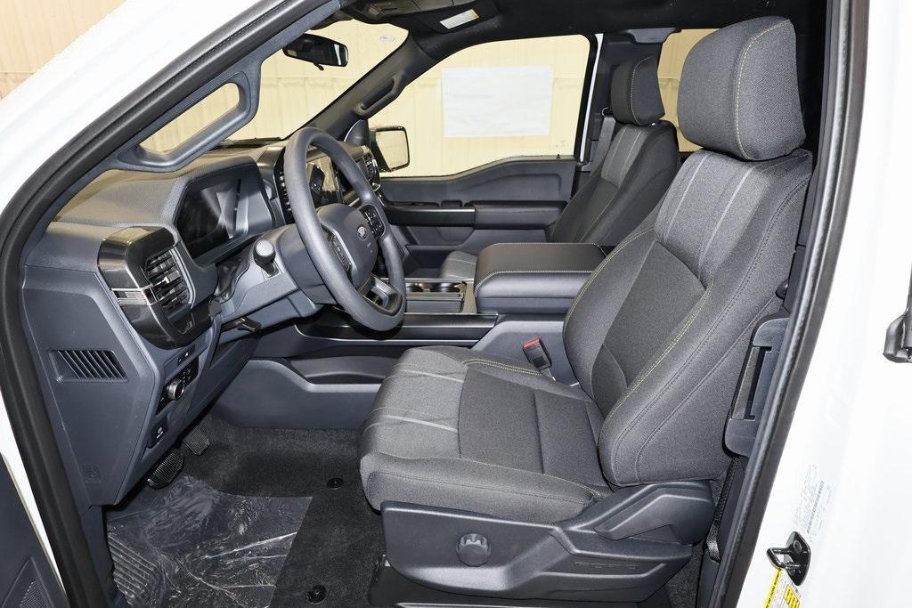 new 2025 Ford F-150 car, priced at $44,424
