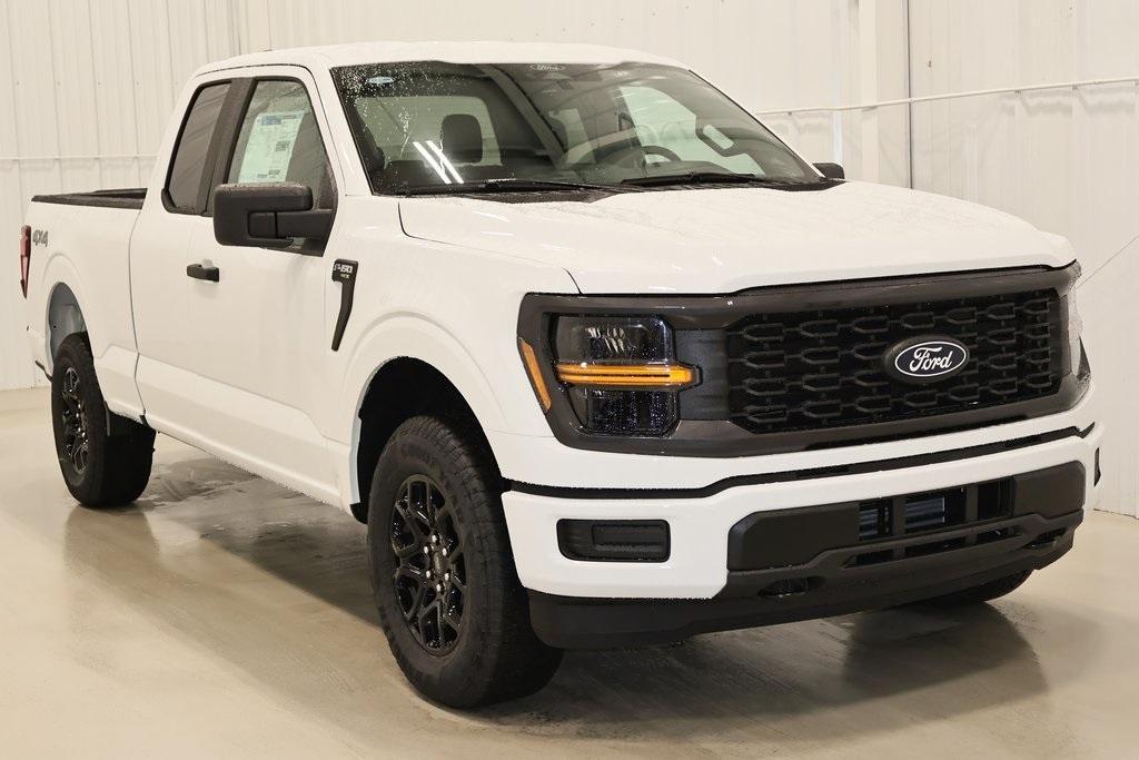 new 2025 Ford F-150 car, priced at $44,424