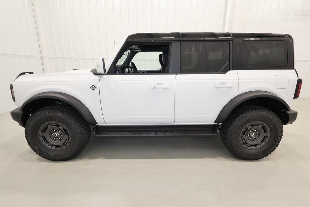 new 2025 Ford Bronco car, priced at $59,579