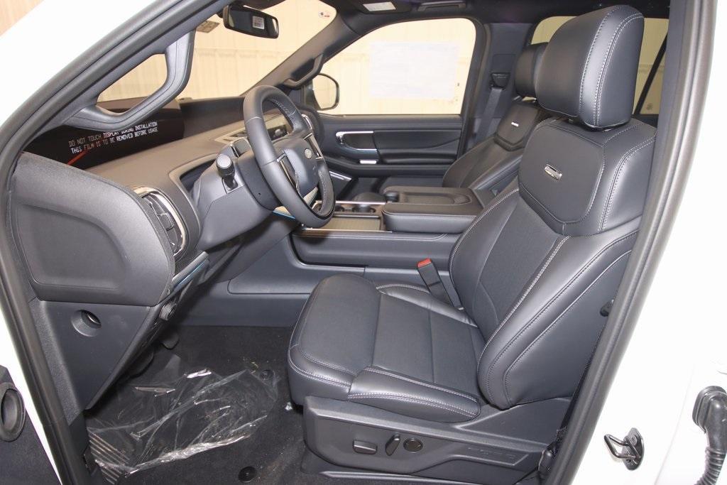 new 2025 Ford Expedition car, priced at $79,170