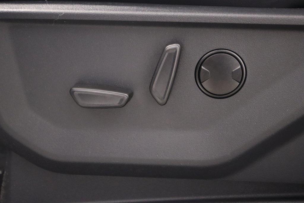 new 2025 Ford Expedition car, priced at $79,170