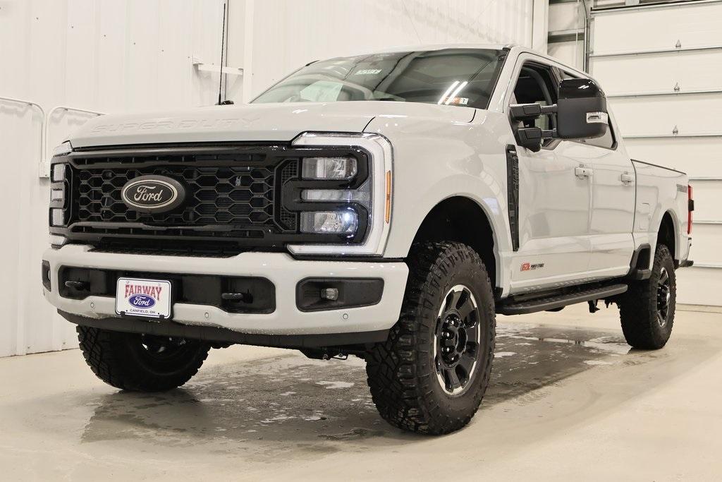 new 2025 Ford F-250 car, priced at $90,670