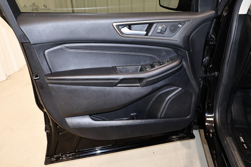 used 2022 Ford Edge car, priced at $17,000