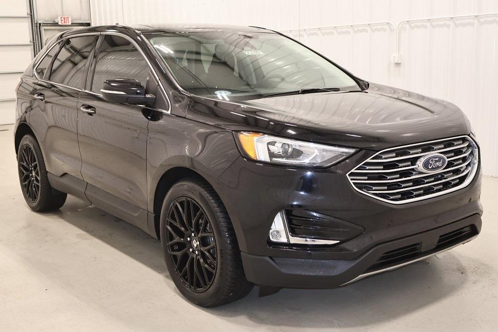 used 2022 Ford Edge car, priced at $17,000