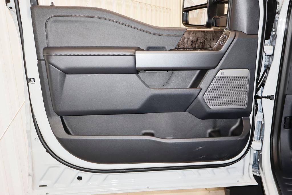 new 2025 Ford F-450 car, priced at $94,570