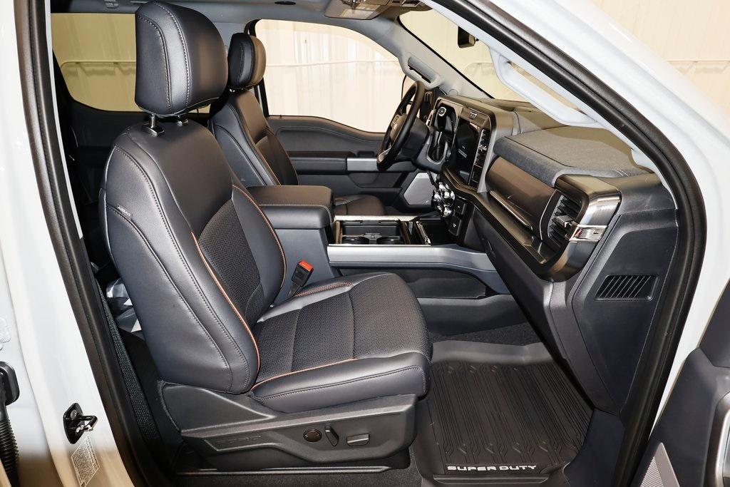 new 2025 Ford F-450 car, priced at $94,570