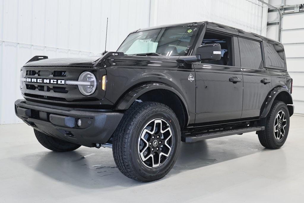 new 2024 Ford Bronco car, priced at $51,715