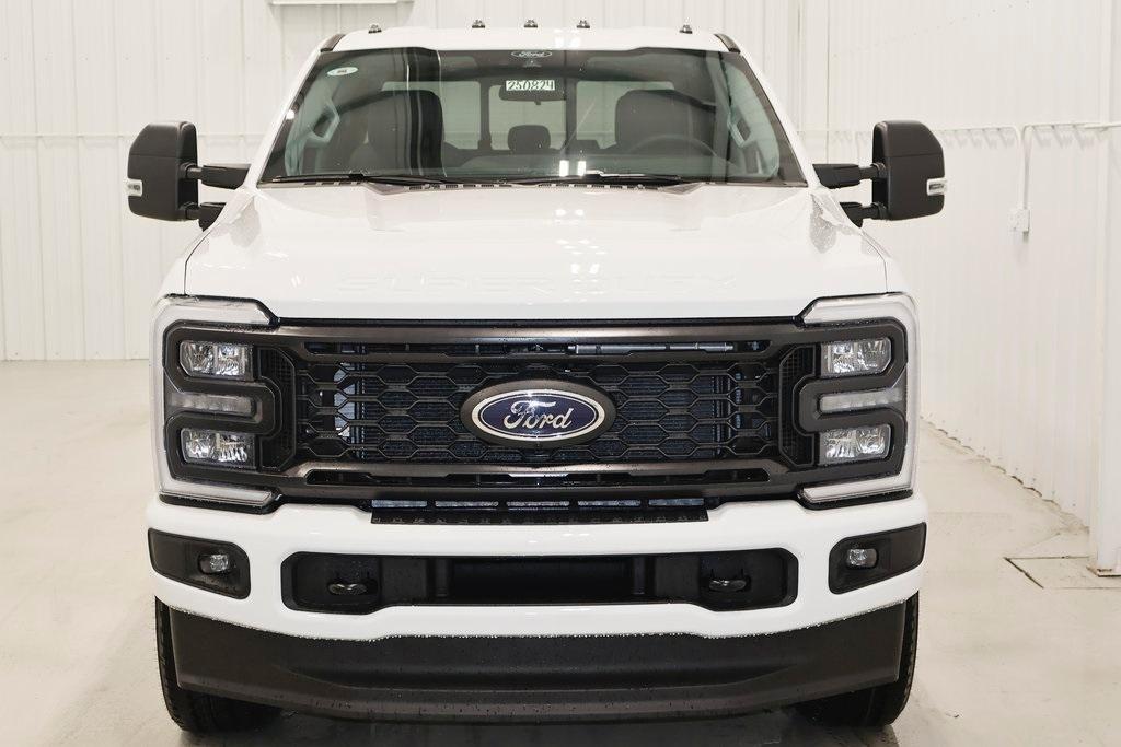 new 2025 Ford F-350 car, priced at $73,220