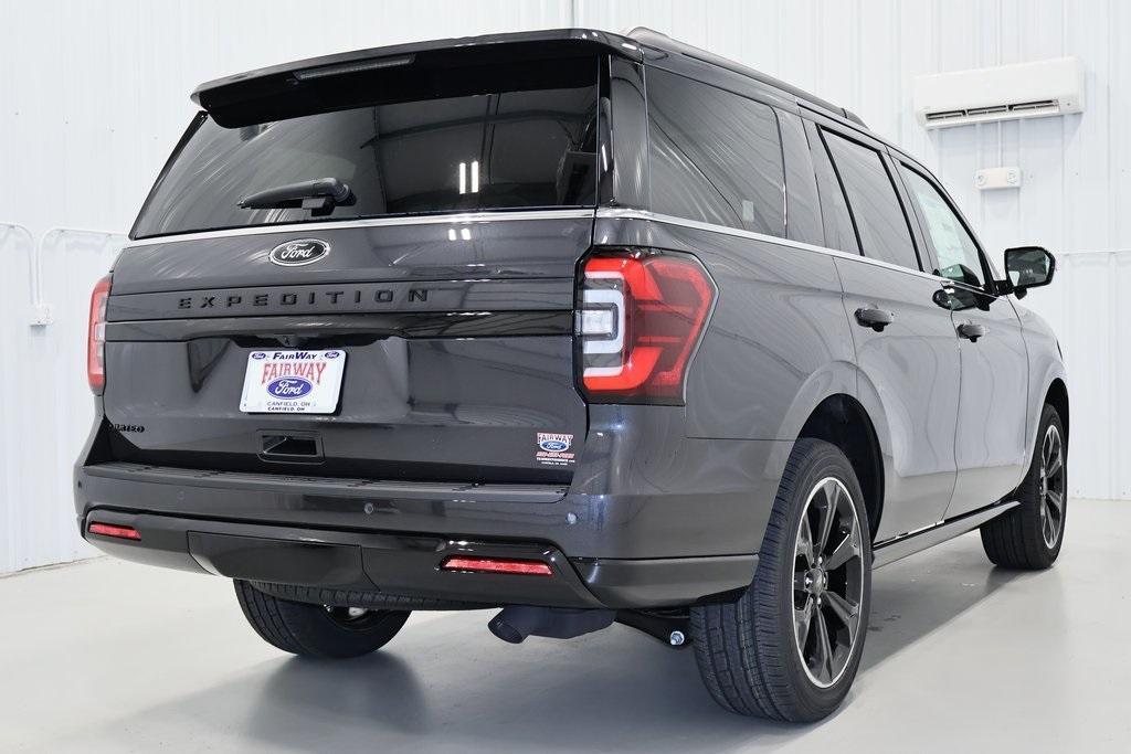 new 2024 Ford Expedition car, priced at $71,670