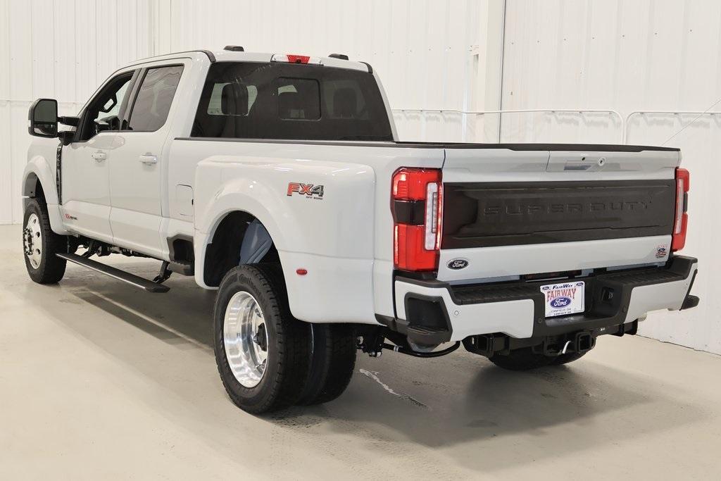 new 2025 Ford F-450 car, priced at $103,185
