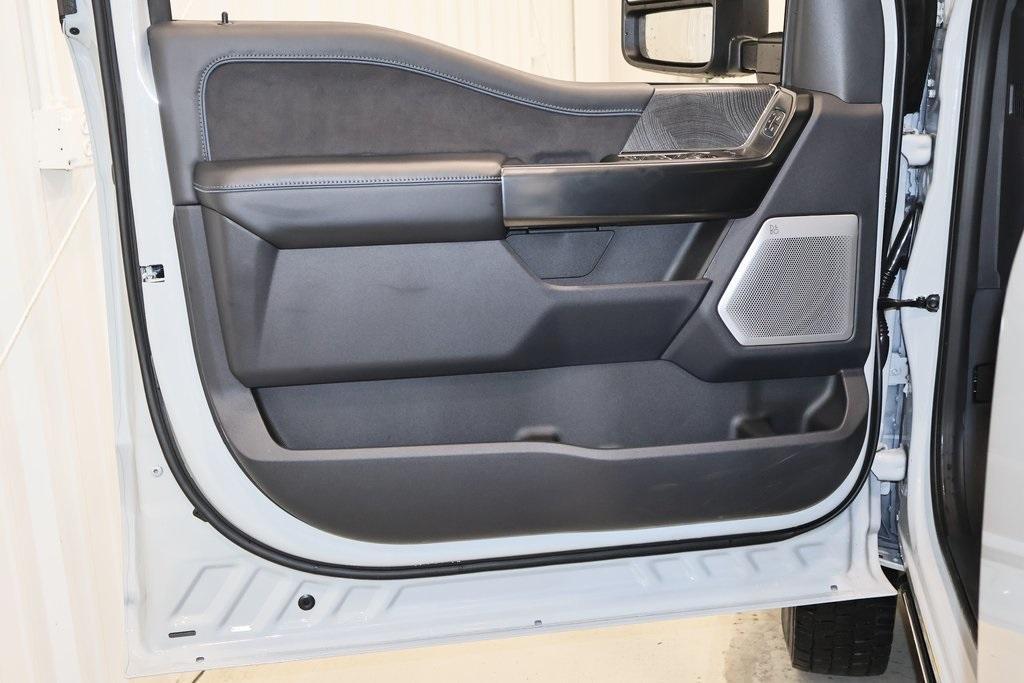 new 2025 Ford F-450 car, priced at $103,185