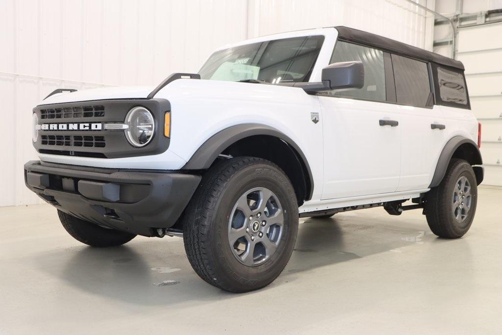 new 2025 Ford Bronco car, priced at $42,675
