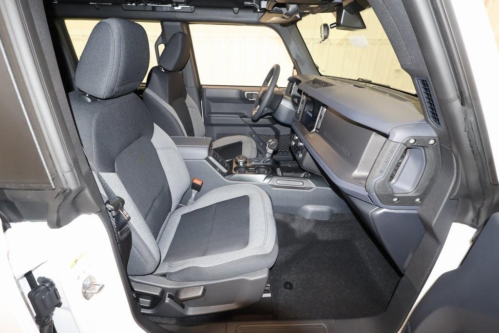 new 2025 Ford Bronco car, priced at $43,012
