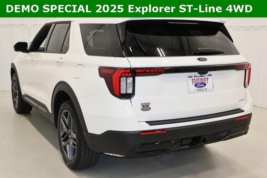 new 2025 Ford Explorer car, priced at $51,535