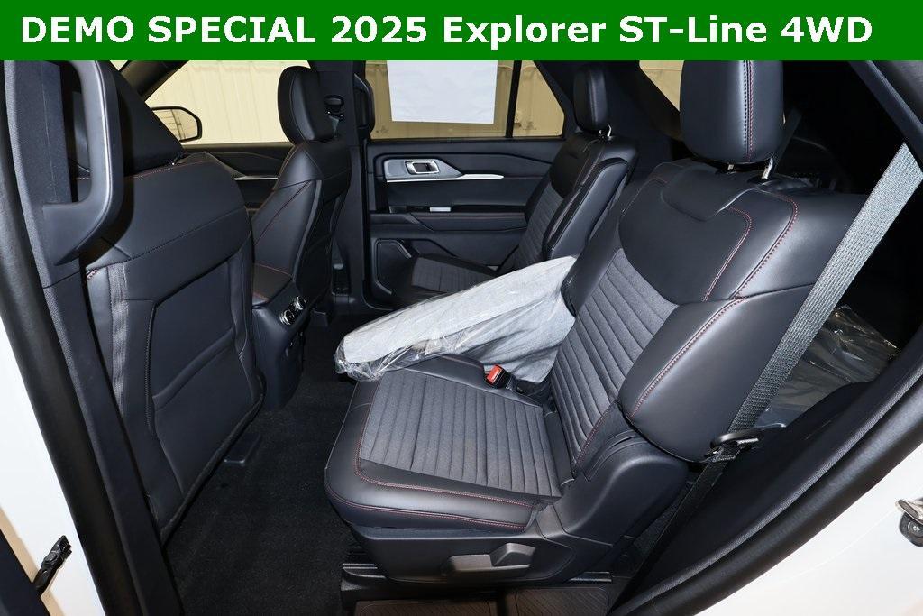 new 2025 Ford Explorer car, priced at $51,535