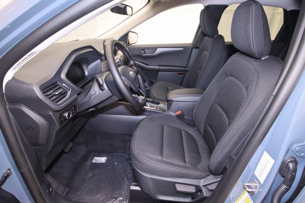 new 2025 Ford Escape car, priced at $28,600