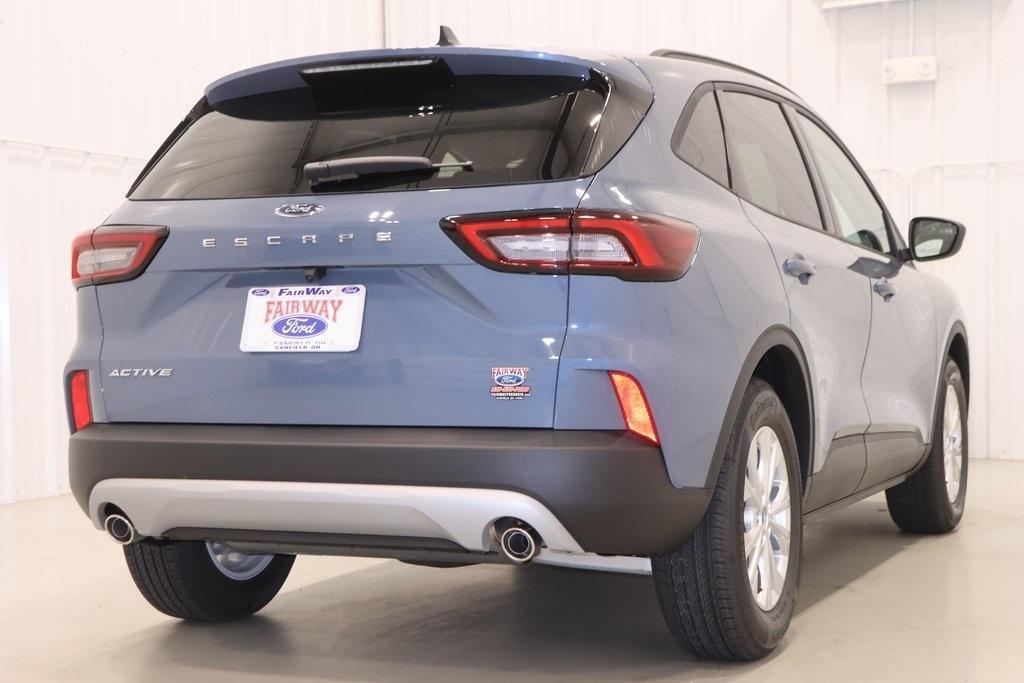 new 2025 Ford Escape car, priced at $28,600