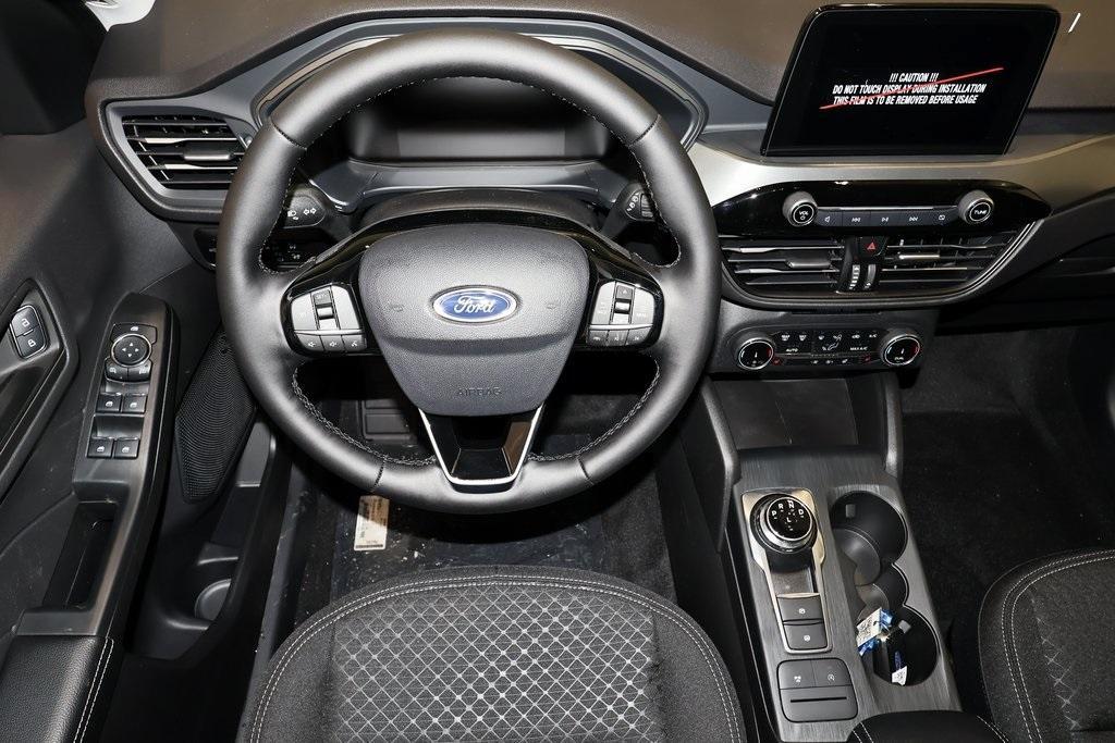 new 2025 Ford Escape car, priced at $28,600