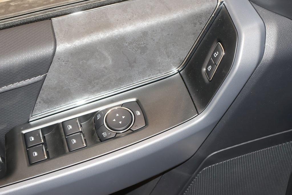 new 2025 Ford F-150 car, priced at $60,600