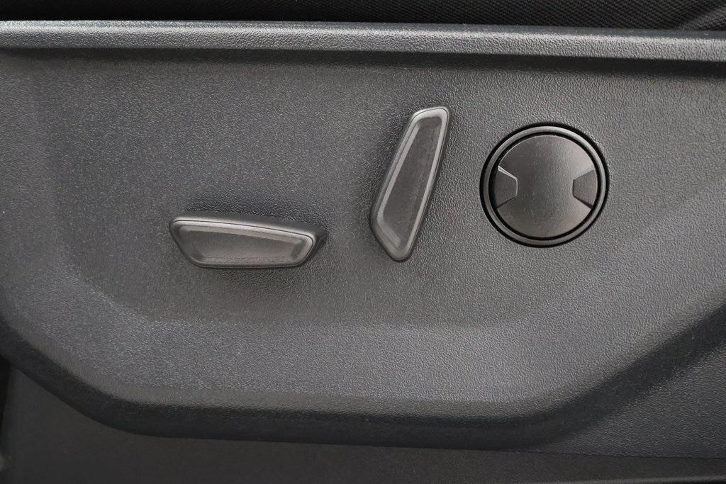 new 2025 Ford F-150 car, priced at $60,600