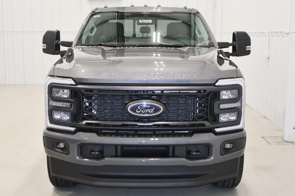 new 2024 Ford F-350 car, priced at $69,400