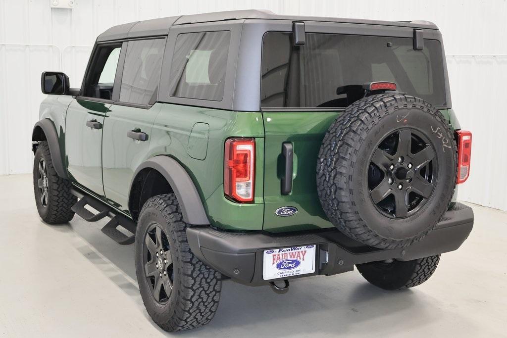 new 2024 Ford Bronco car, priced at $52,405