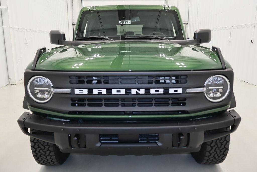 new 2024 Ford Bronco car, priced at $52,405