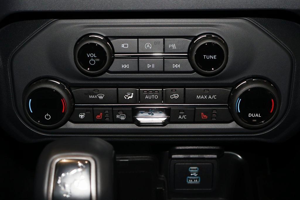 new 2025 Ford Bronco car, priced at $52,760