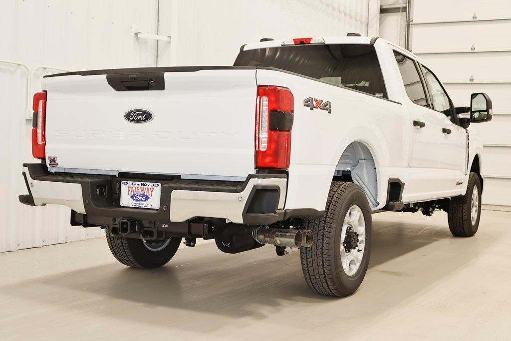 new 2025 Ford F-250 car, priced at $68,770