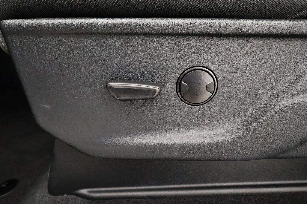 new 2025 Ford F-250 car, priced at $68,770