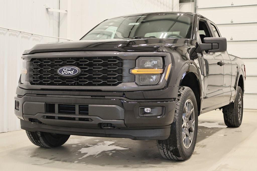 new 2025 Ford F-150 car, priced at $45,845