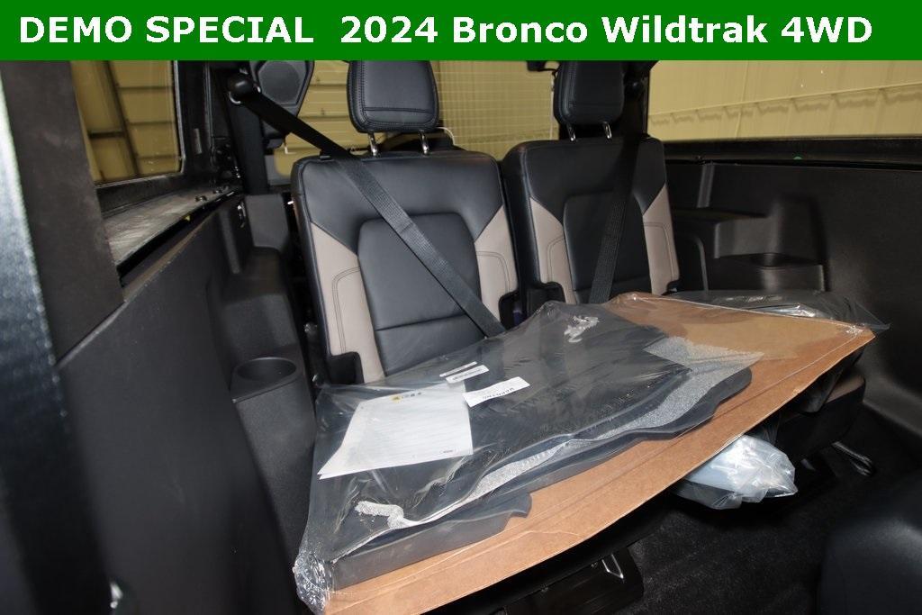 new 2024 Ford Bronco car, priced at $60,395