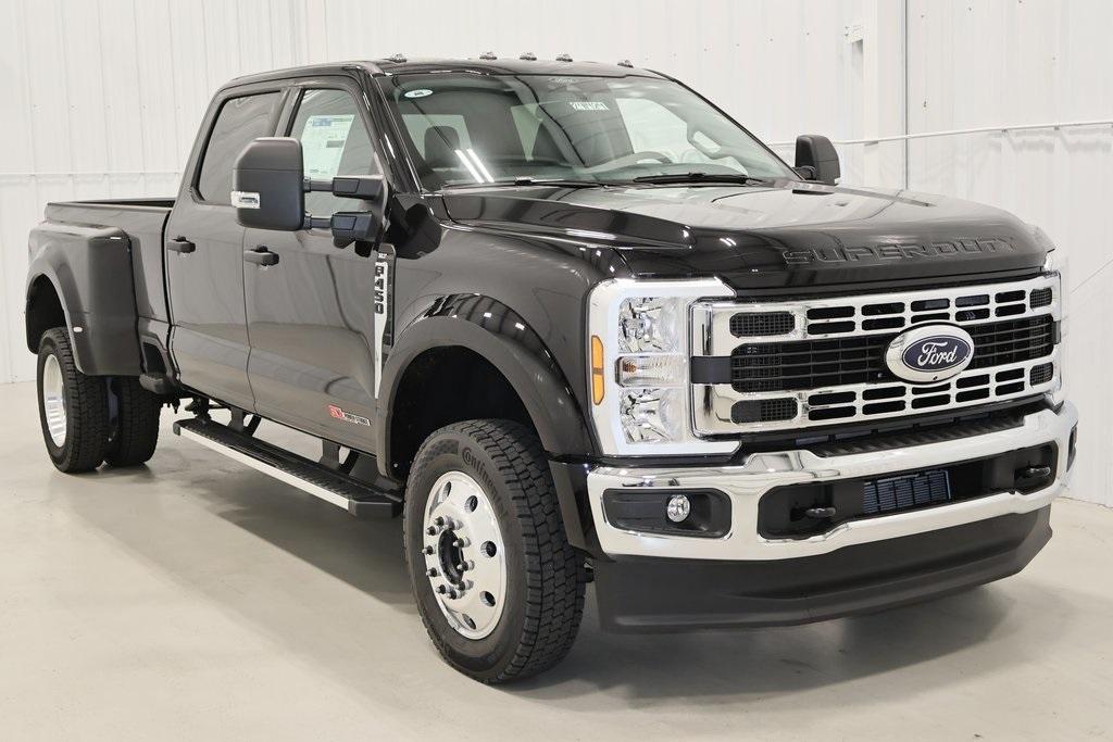 new 2024 Ford F-450 car, priced at $77,940