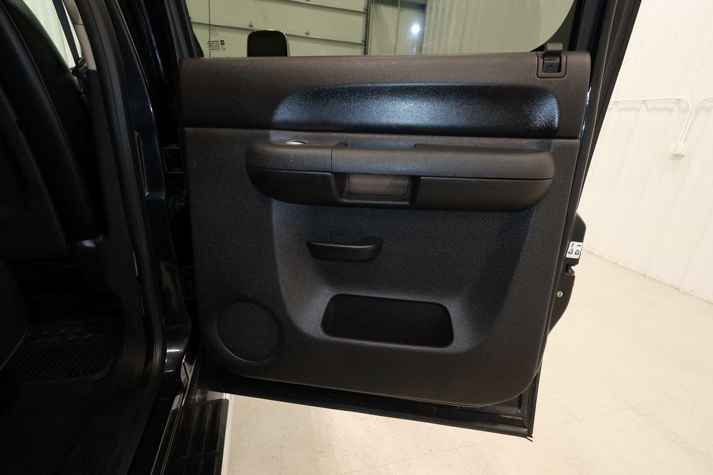 used 2012 Chevrolet Silverado 2500 car, priced at $15,500