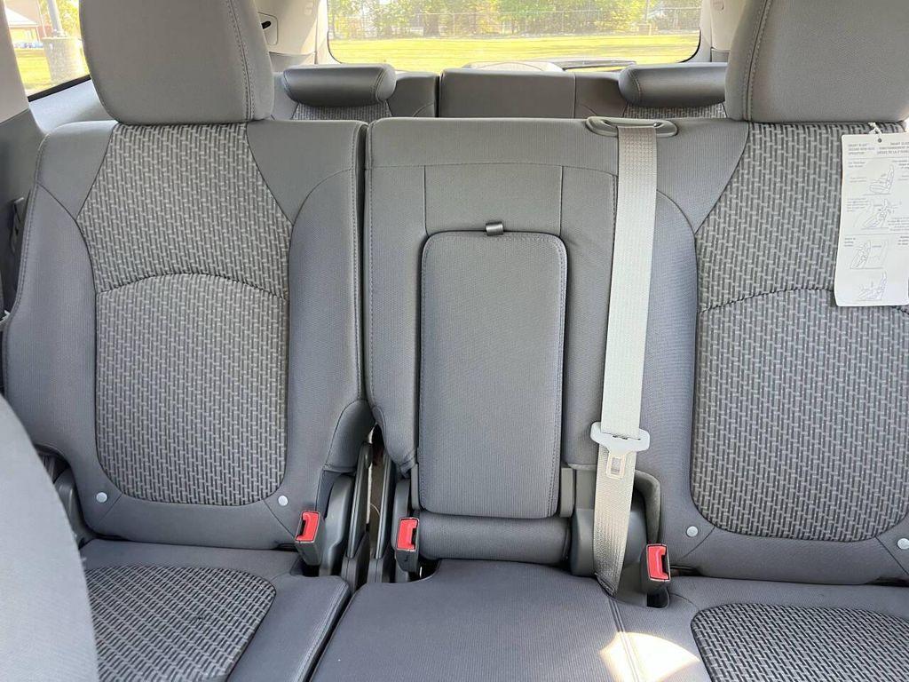 used 2011 Chevrolet Traverse car, priced at $5,990