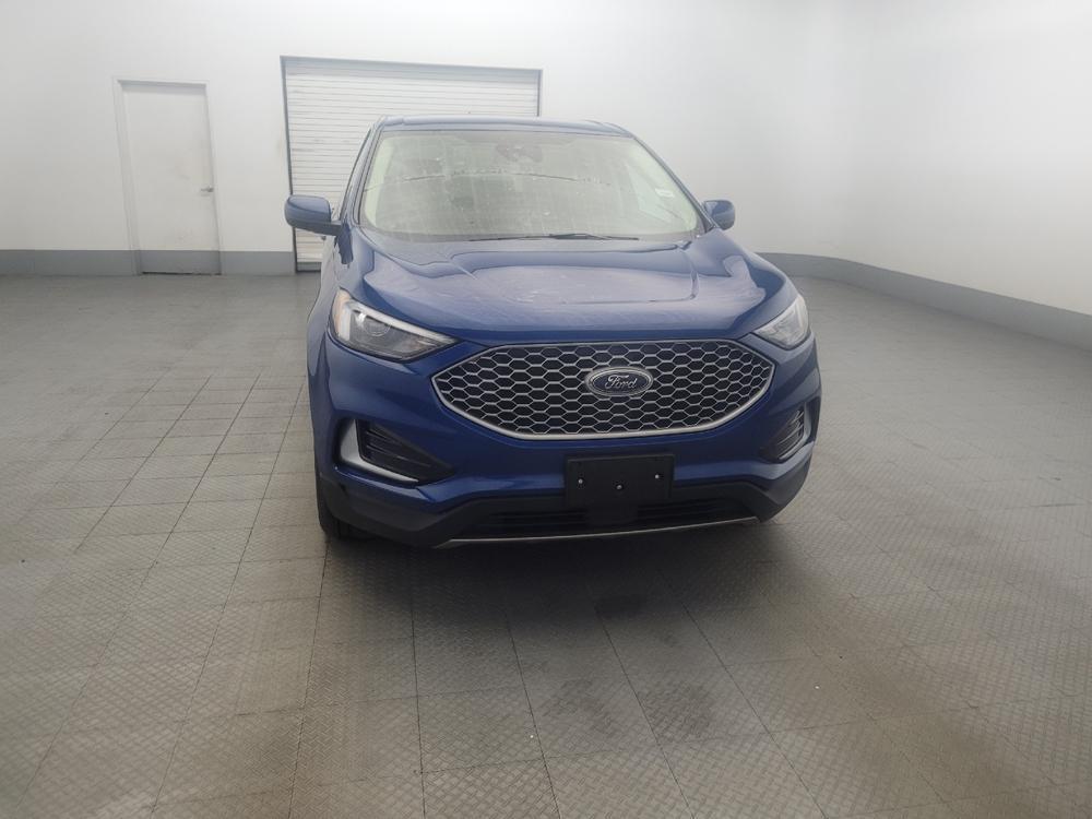 used 2024 Ford Edge car, priced at $22,795