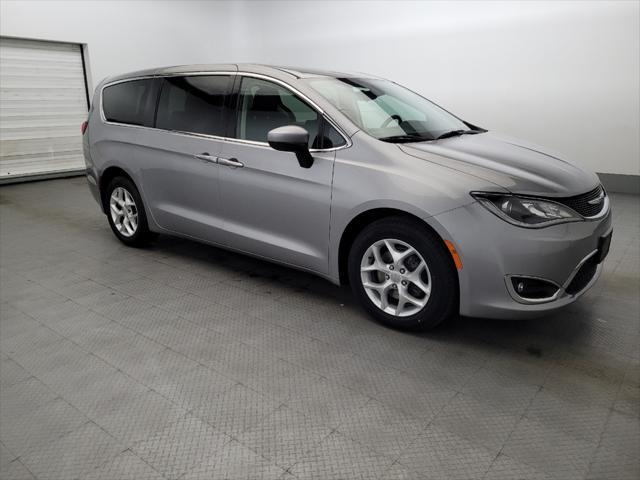 used 2017 Chrysler Pacifica car, priced at $14,895