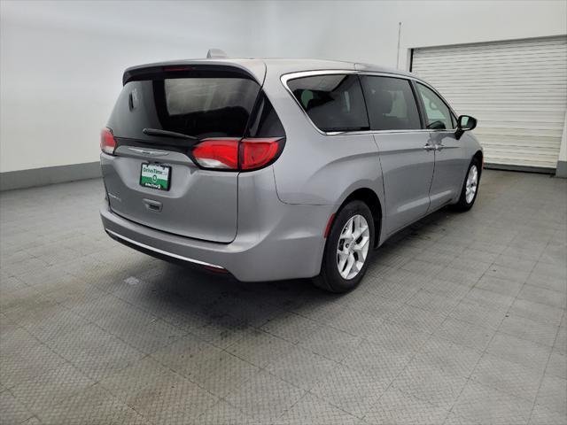 used 2017 Chrysler Pacifica car, priced at $14,895
