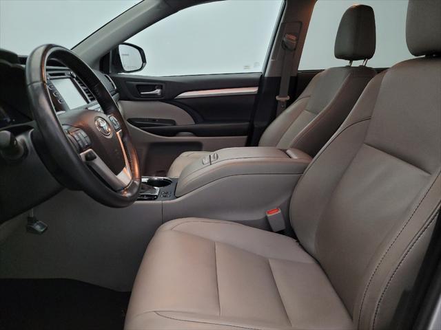 used 2019 Toyota Highlander car, priced at $29,295