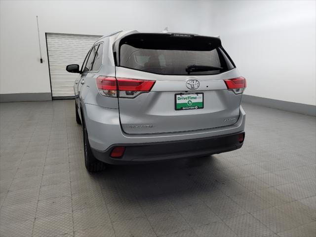 used 2019 Toyota Highlander car, priced at $29,295