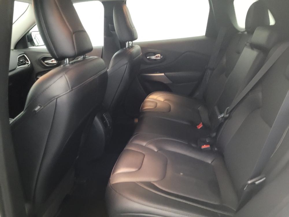 used 2022 Jeep Cherokee car, priced at $24,095